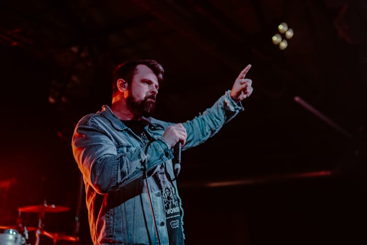 Silverstein Rocks San Antonio: A Fan’s Perspective